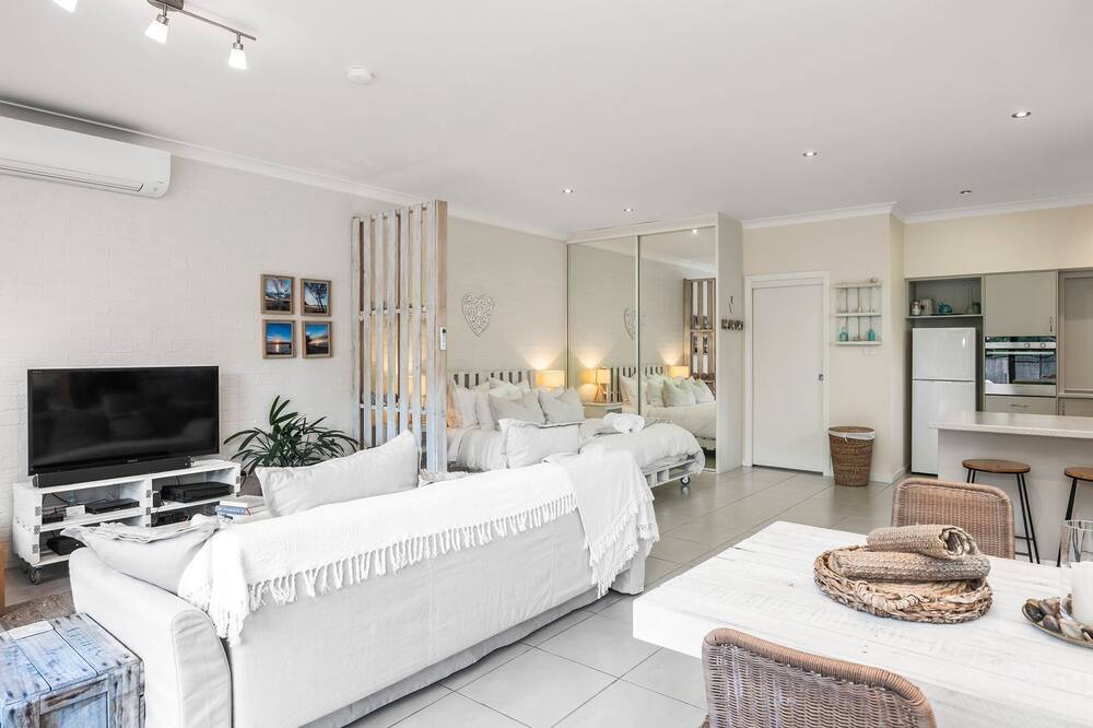 Photo of Livingroom in Narrawallee