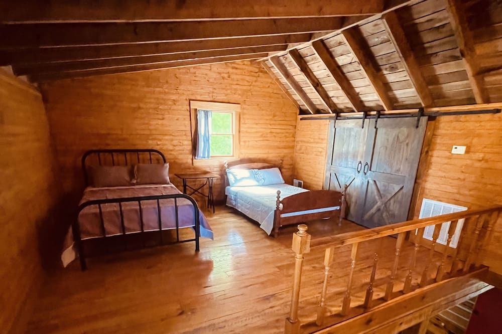 Photo of Bedroom in Cane Valley
