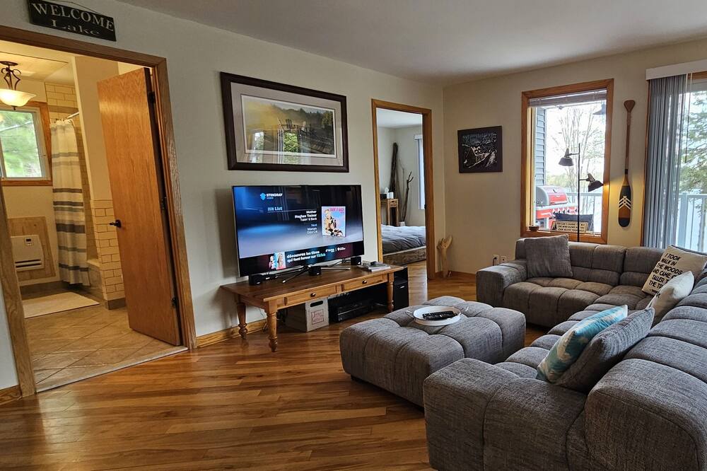 Photo of Livingroom in Orford