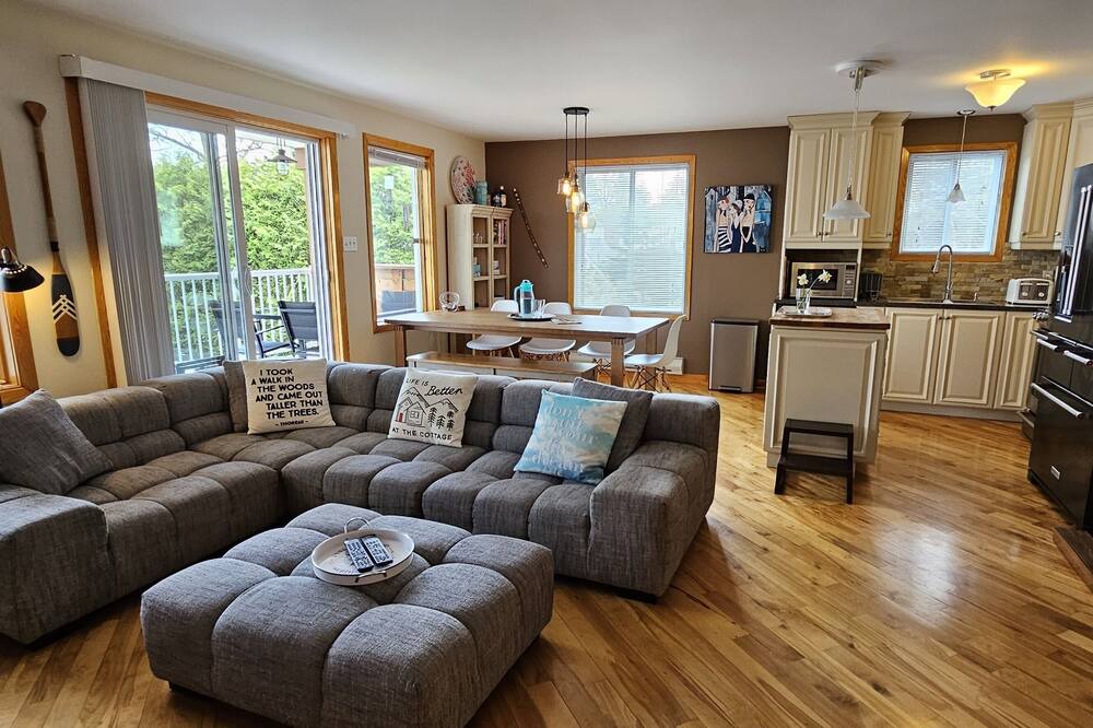 Photo of Livingroom in Orford