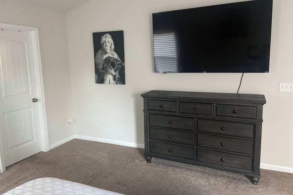 Photo of Bedroom in Youngsville