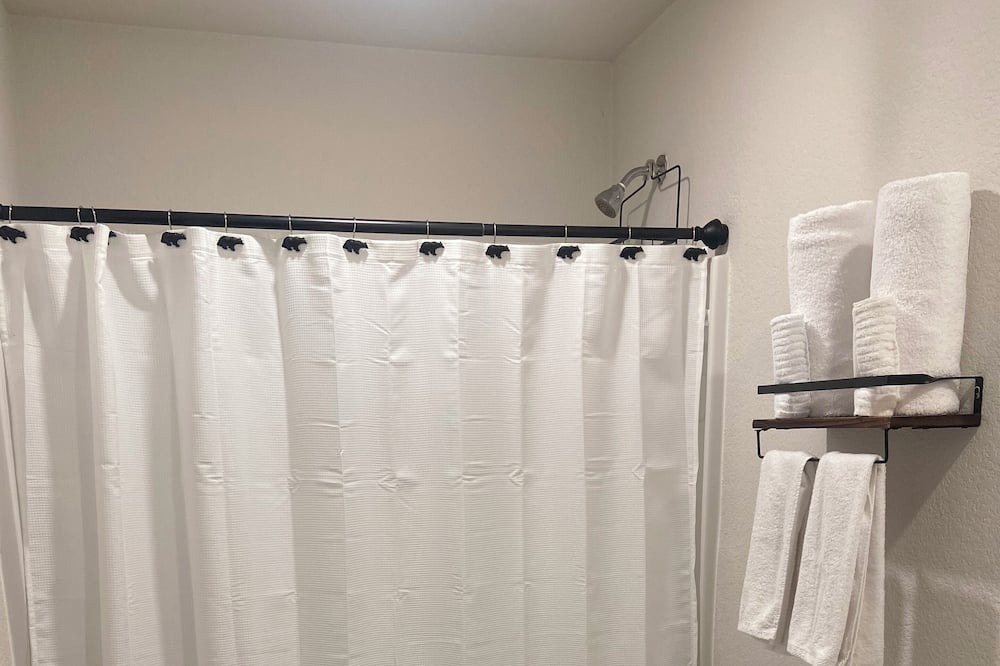 Photo of Bathroom in Youngsville