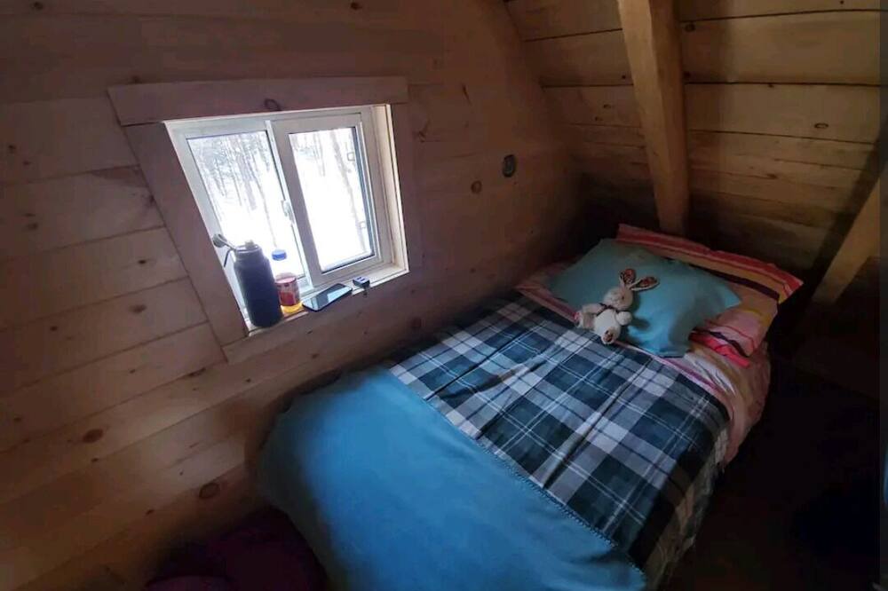Photo of Bedroom in Irondale