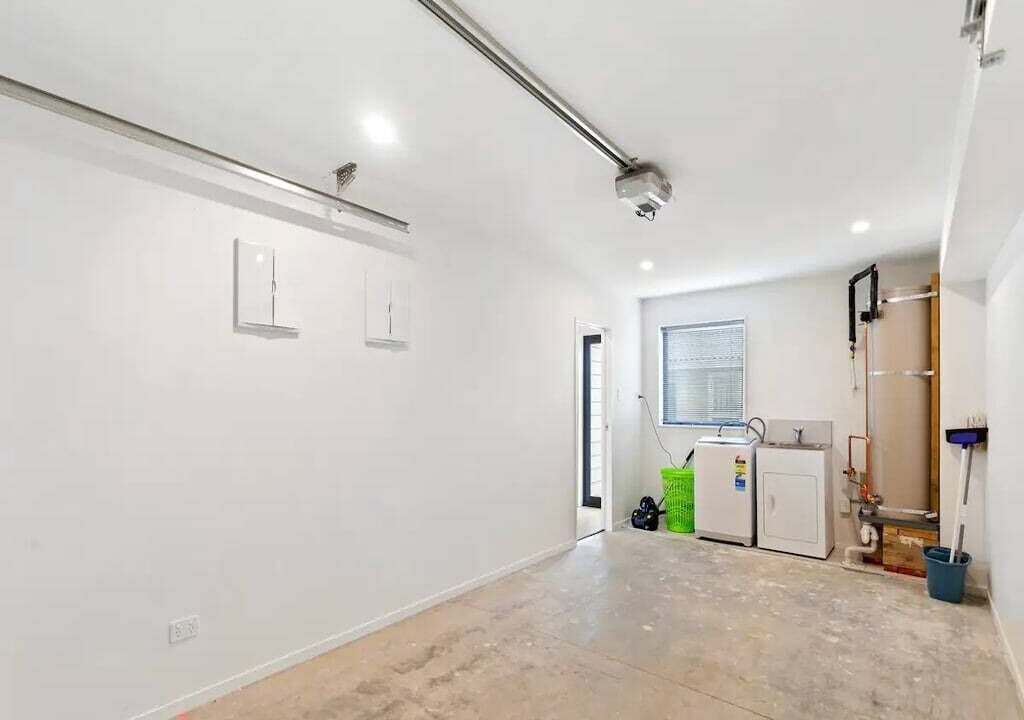 Photo of Others in Mangere