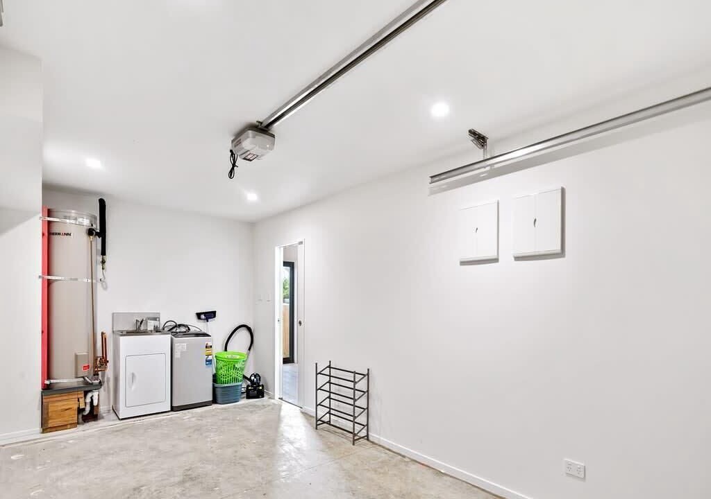 Photo of Others in Mangere