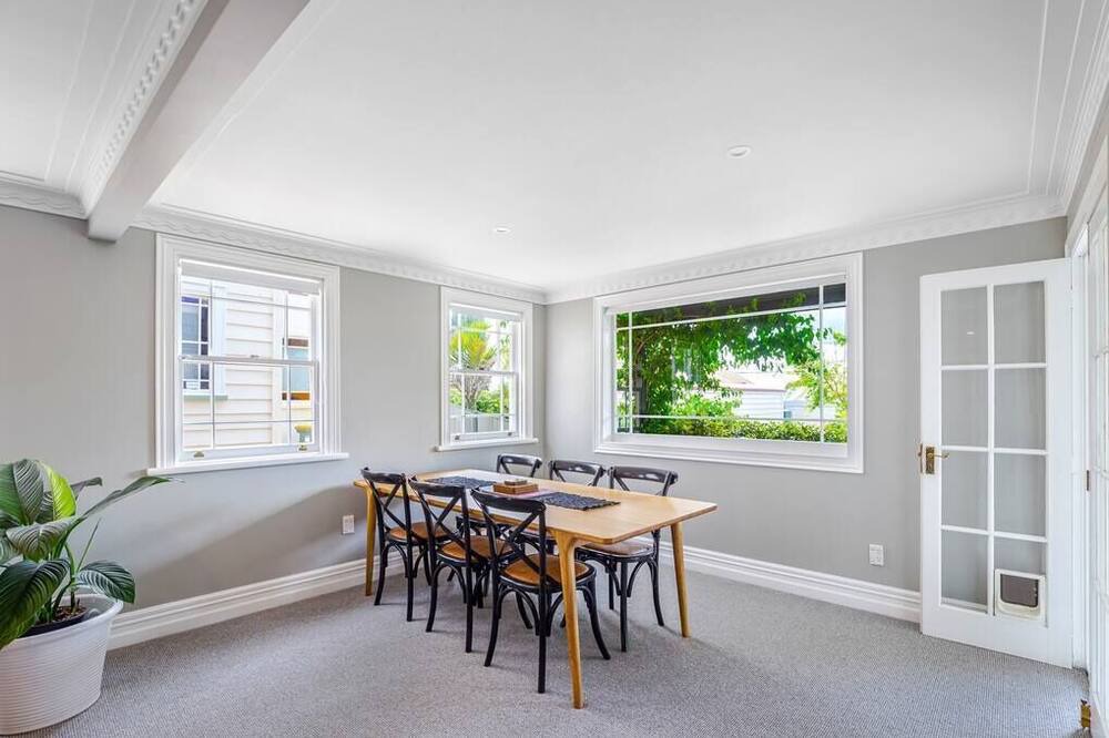 Photo of Others in Parnell