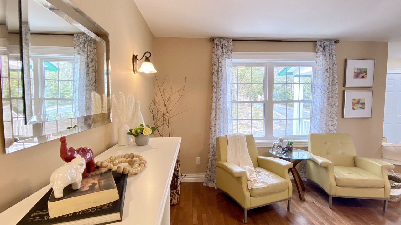 Photo of Livingroom in Bedford
