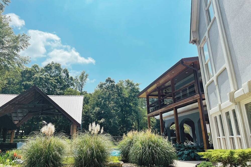 Photo of Outdoor in McDonald