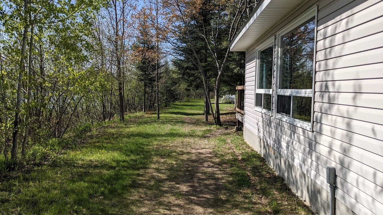 Photo of Outdoor in Strong