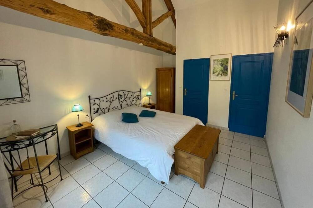 Photo of Bedroom in Couvignon