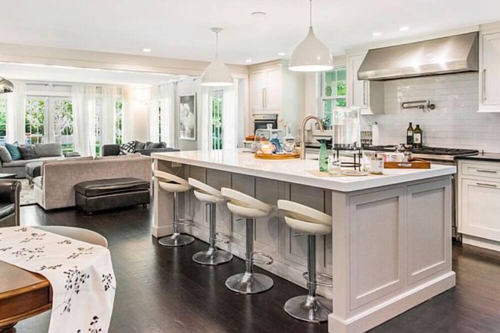 Photo of Kitchen in Village of Southampton