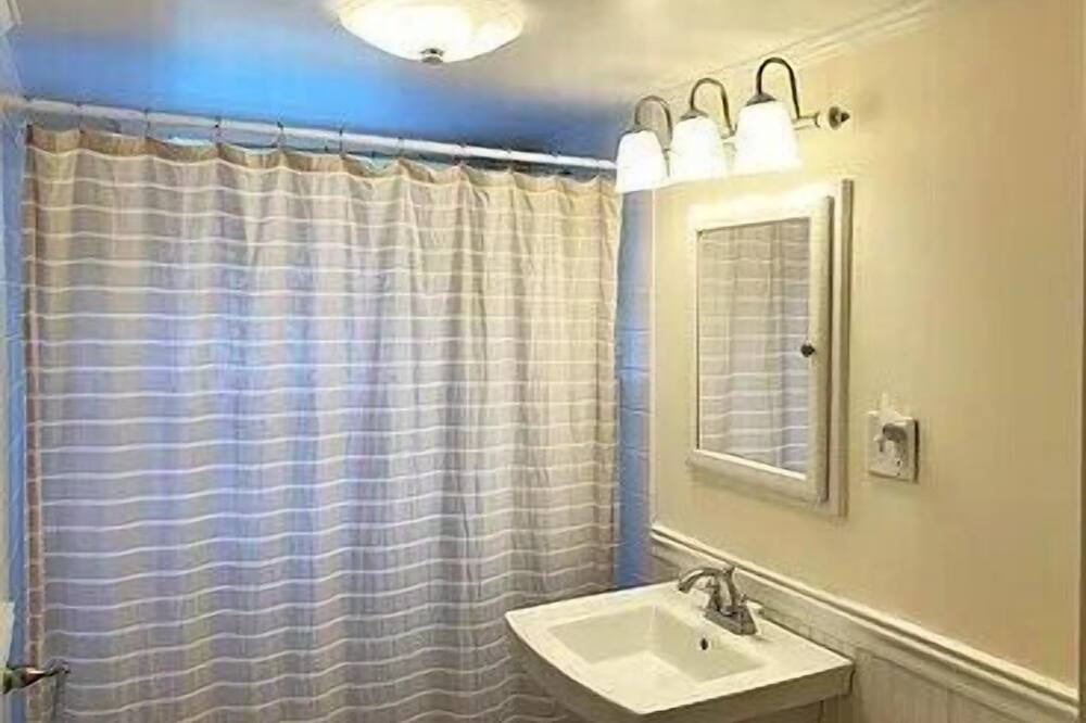 Photo of Bathroom in Augusta