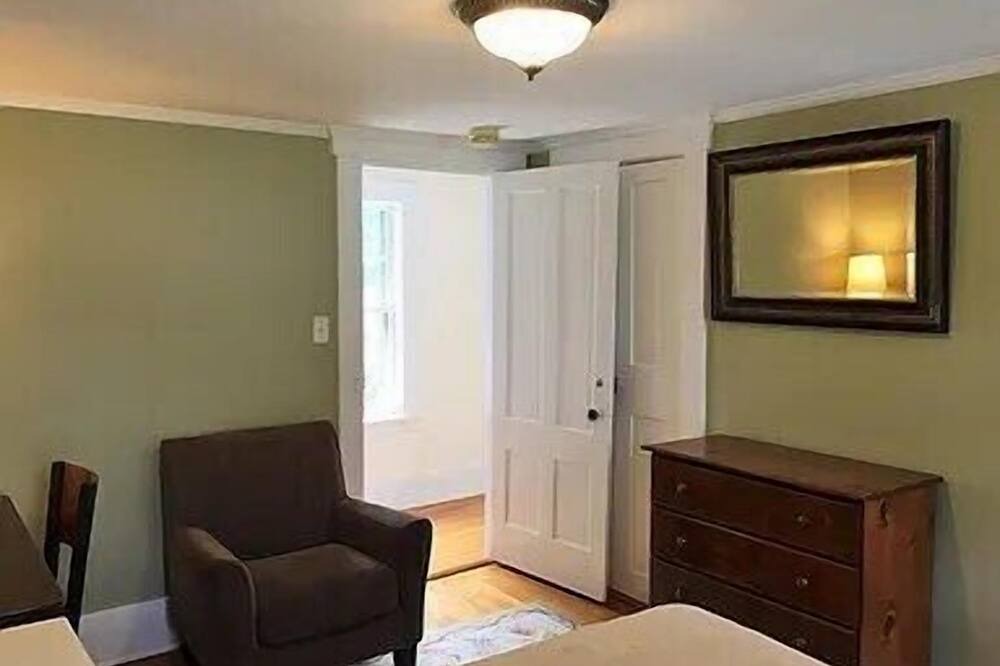 Photo of Bedroom in Augusta