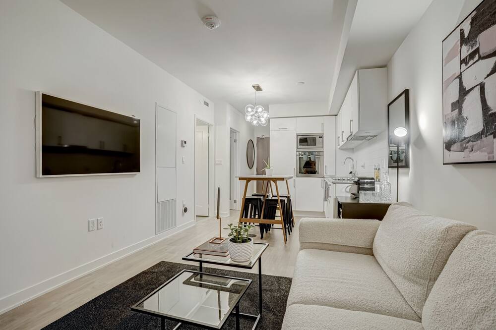 Photo of Livingroom in Wellington Place