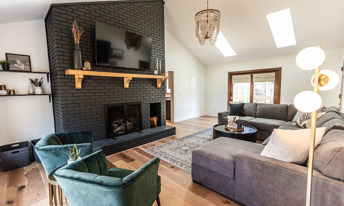 Photo of Livingroom in Royal Pines