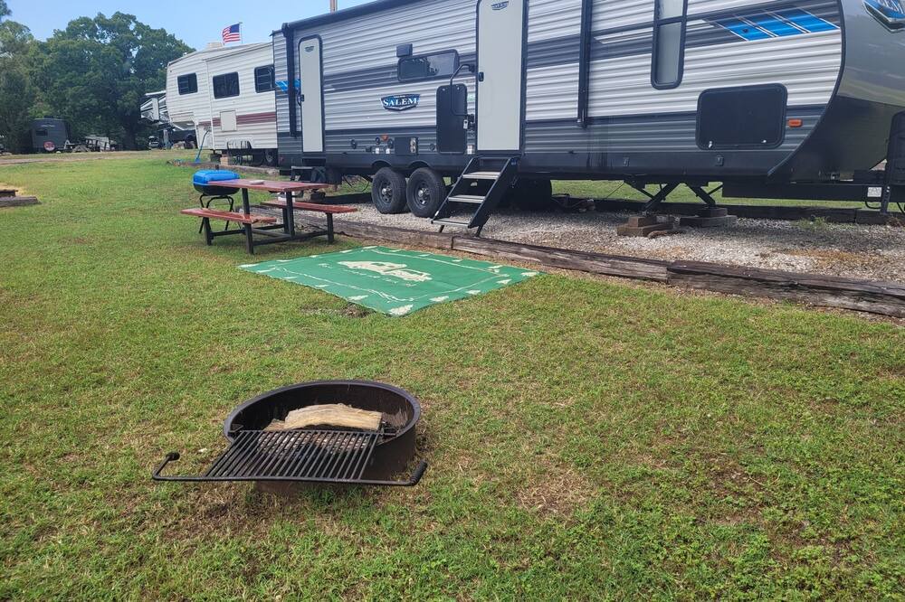 Photo of Outdoor in Sulphur