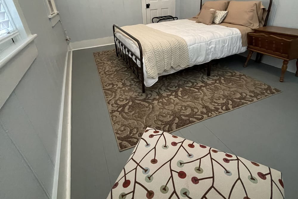 Photo of Bedroom in High Springs