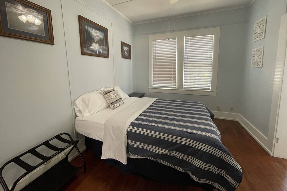 Photo of Bedroom in High Springs