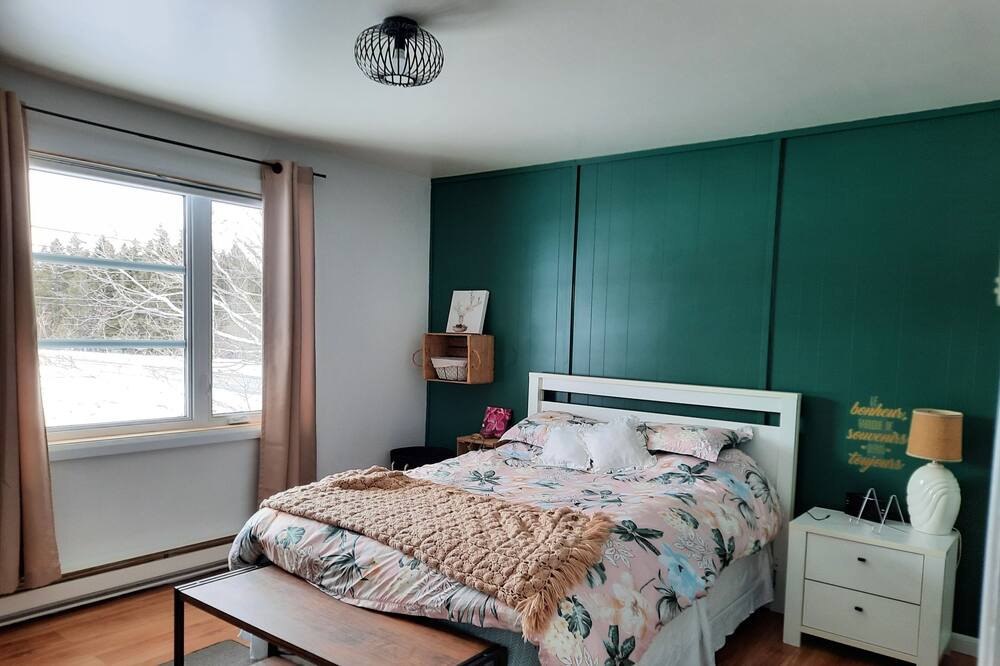 Photo of Bedroom in Saint-Modeste