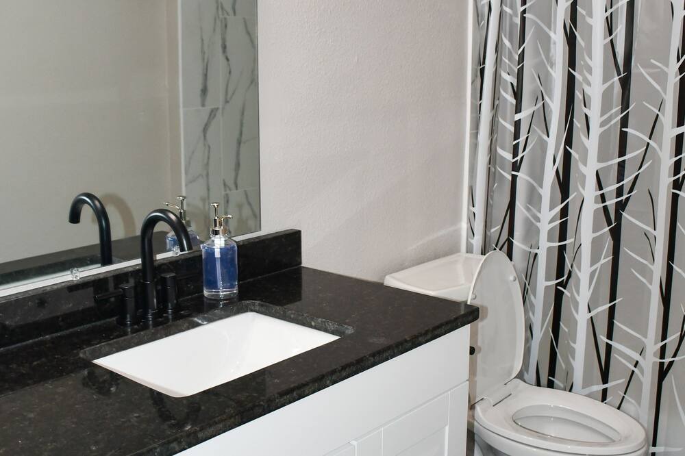Photo of Bathroom in Highland Park