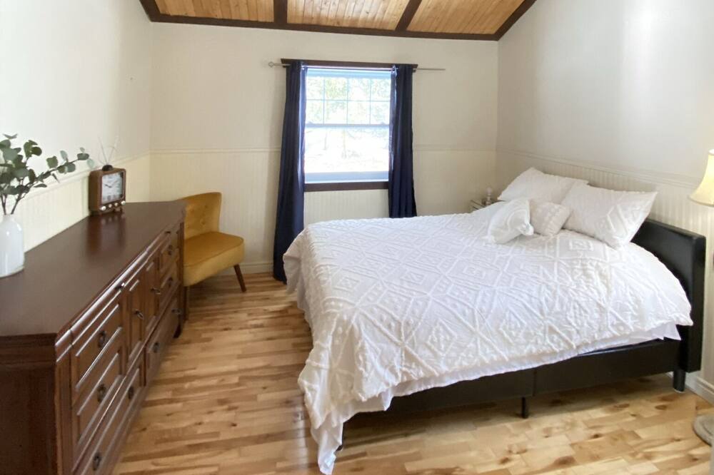 Photo of Bedroom in Piedmont
