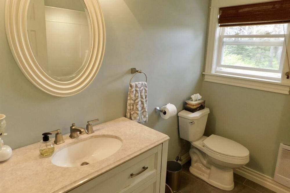 Photo of Bathroom in Trenton