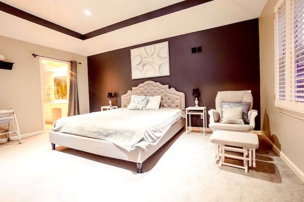 Photo of Bedroom in Mableton