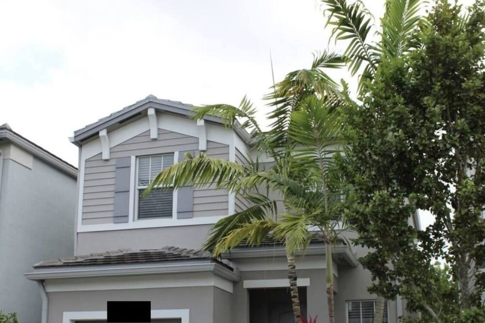 Photo of Outdoor in Tamarac