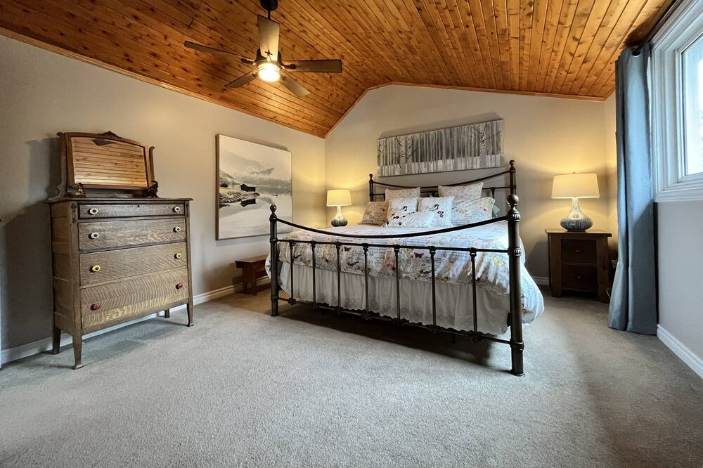 Photo of Bedroom in Markstay