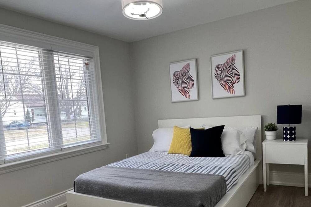 Photo of Bedroom in Scarborough
