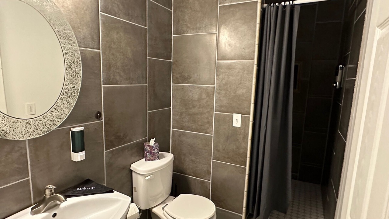 Photo of Bathroom in Crescent City North
