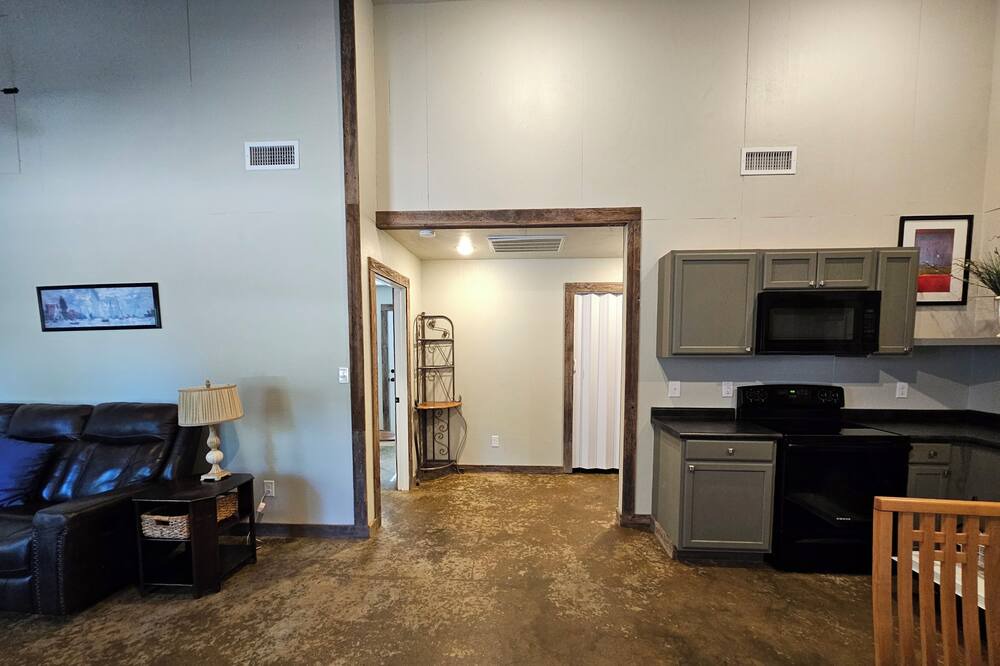 Photo of Others in Tyler