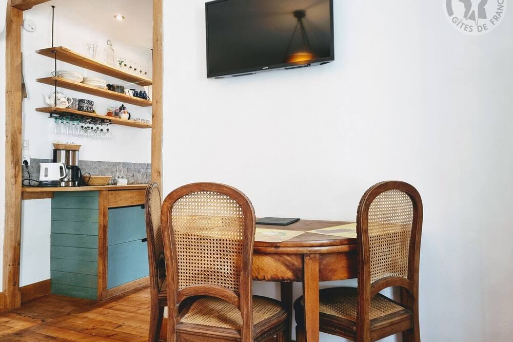 Photo of Others in Vaureal