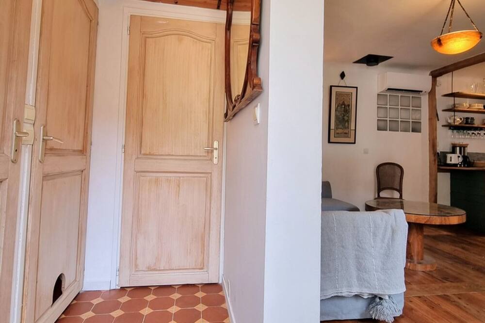 Photo of Others in Vaureal