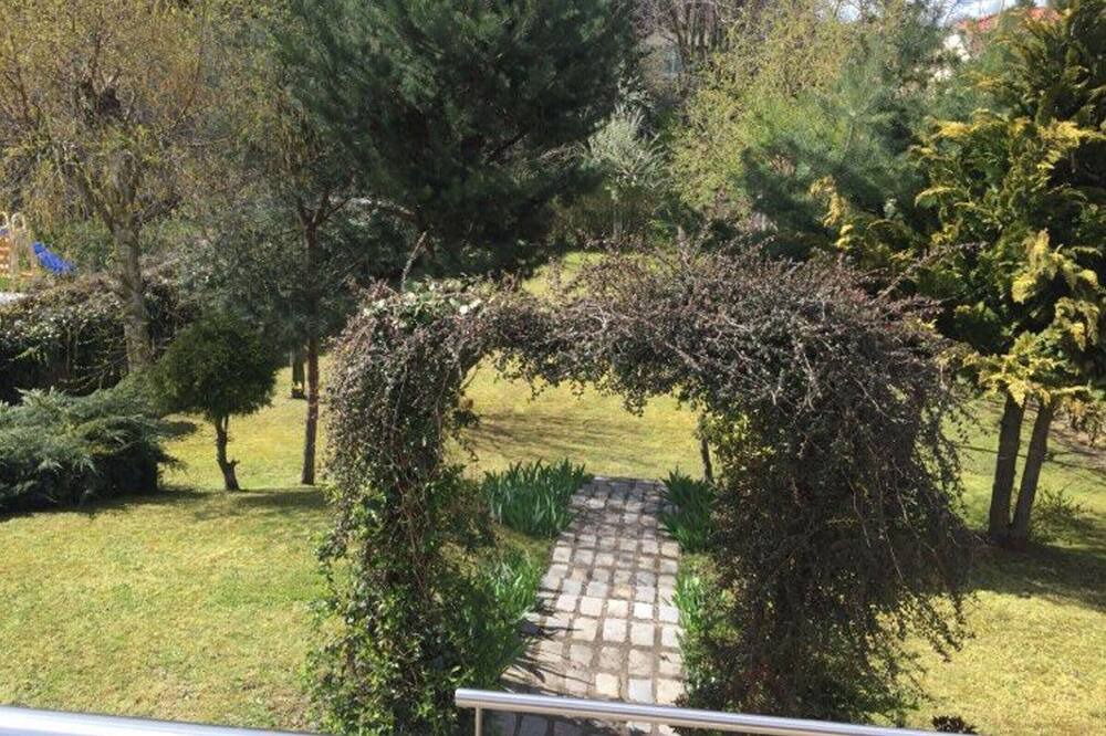 Photo of Outdoor in Lupcourt