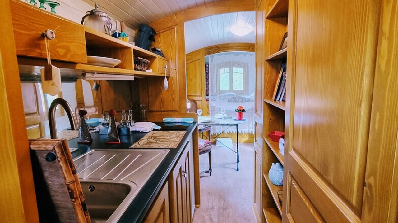 Photo of Others in Vaureal