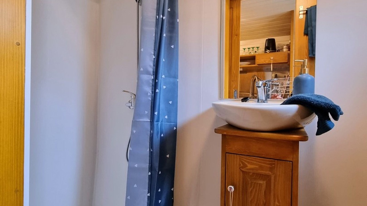 Photo of Bathroom in Vaureal