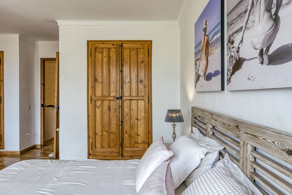 Photo of Bedroom in Riumors