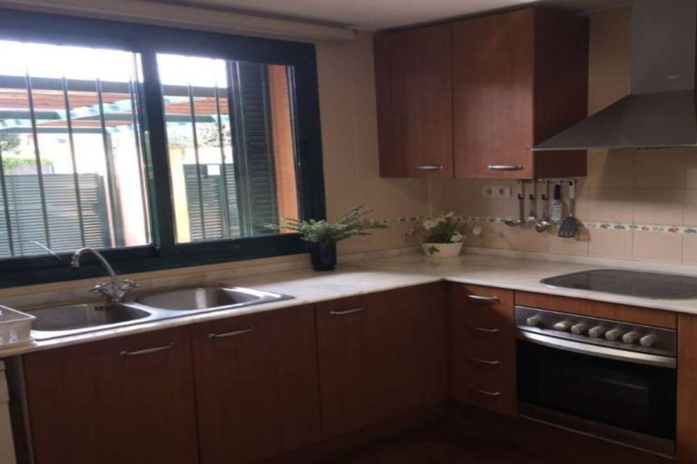 Photo of Kitchen in L Almadrava