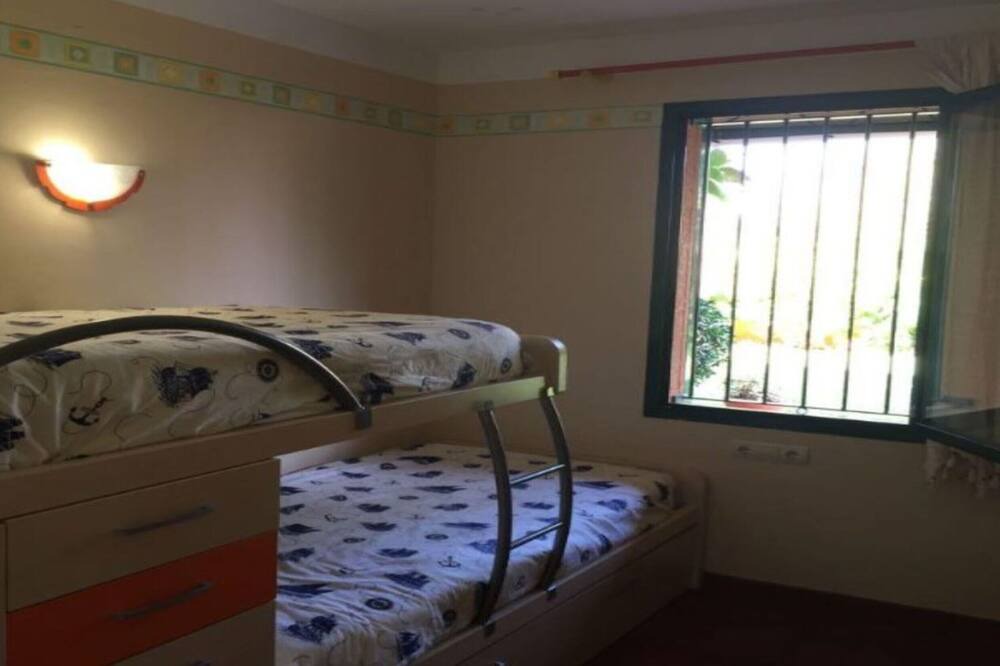 Photo of Bedroom in L Almadrava