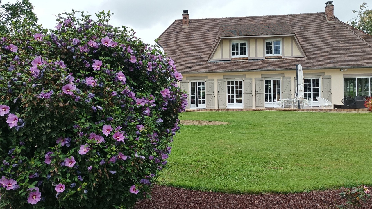 Photo of Outdoor in Malaunay