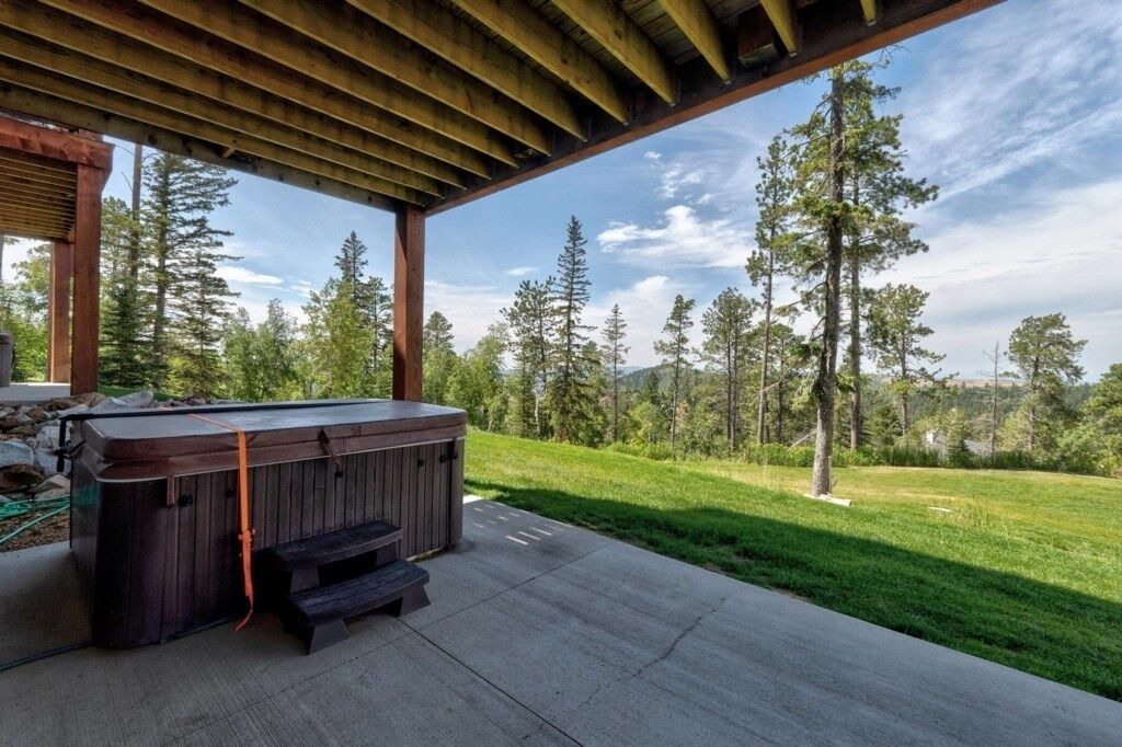 Photo of Outdoor in Lead