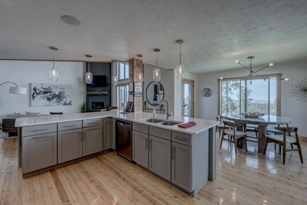 Photo of Kitchen in Lead