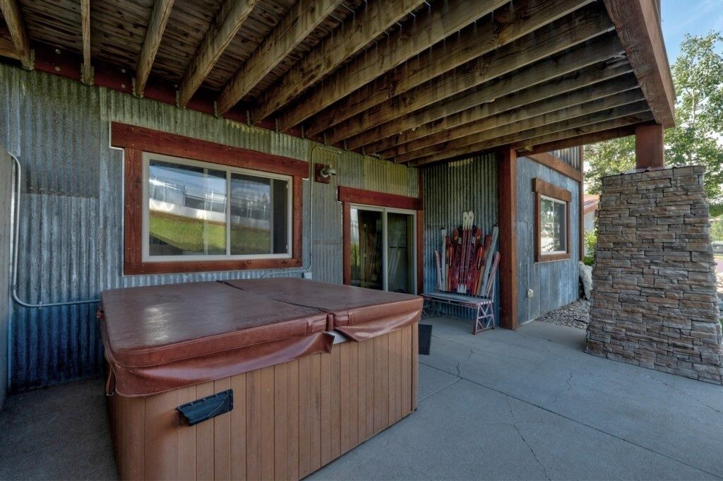 Photo of Outdoor in Lead