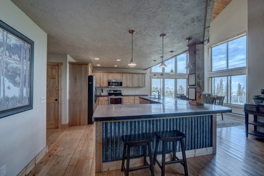 Photo of Kitchen in Lead