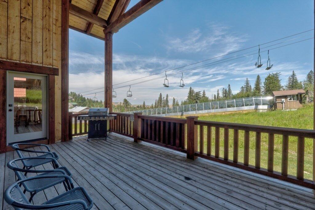Photo of Outdoor in Lead