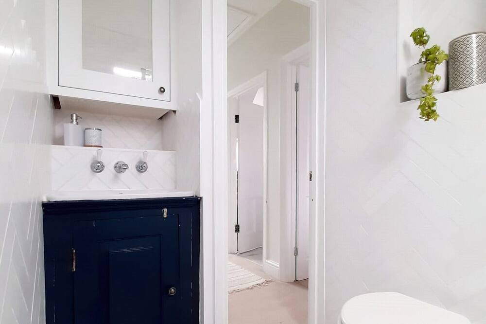 Photo of Bathroom in Clevedon