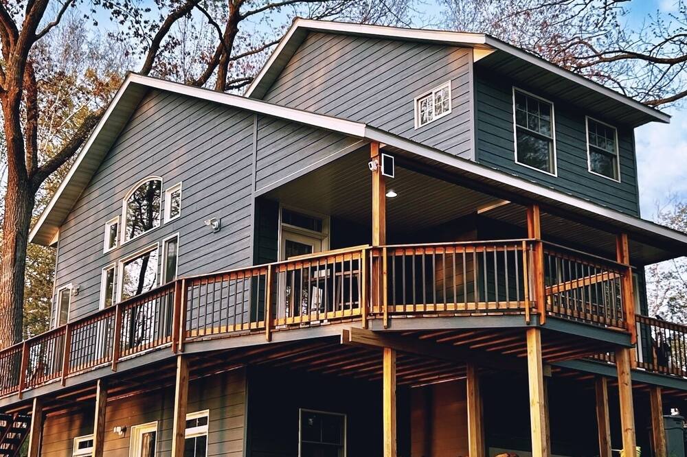 Photo of Outdoor in Luck