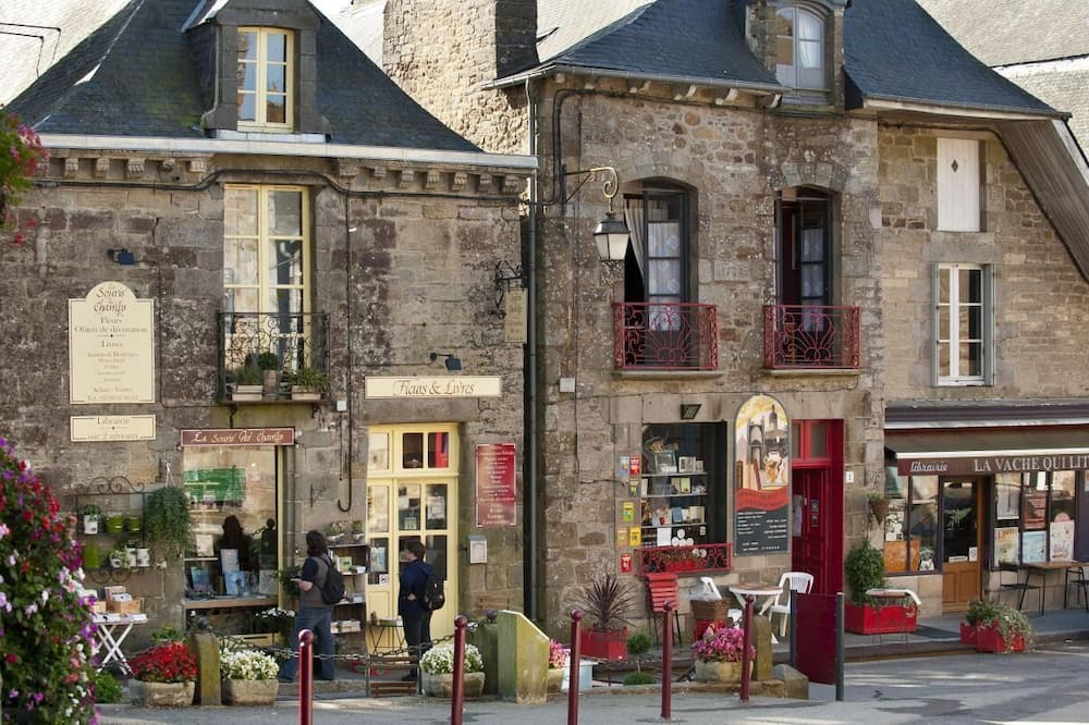 Photo of Others in Hede