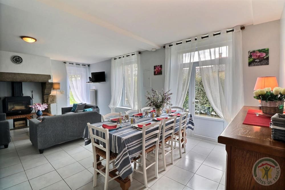 Photo of Others in Hede